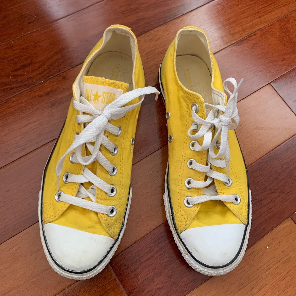 Converse low top shoes